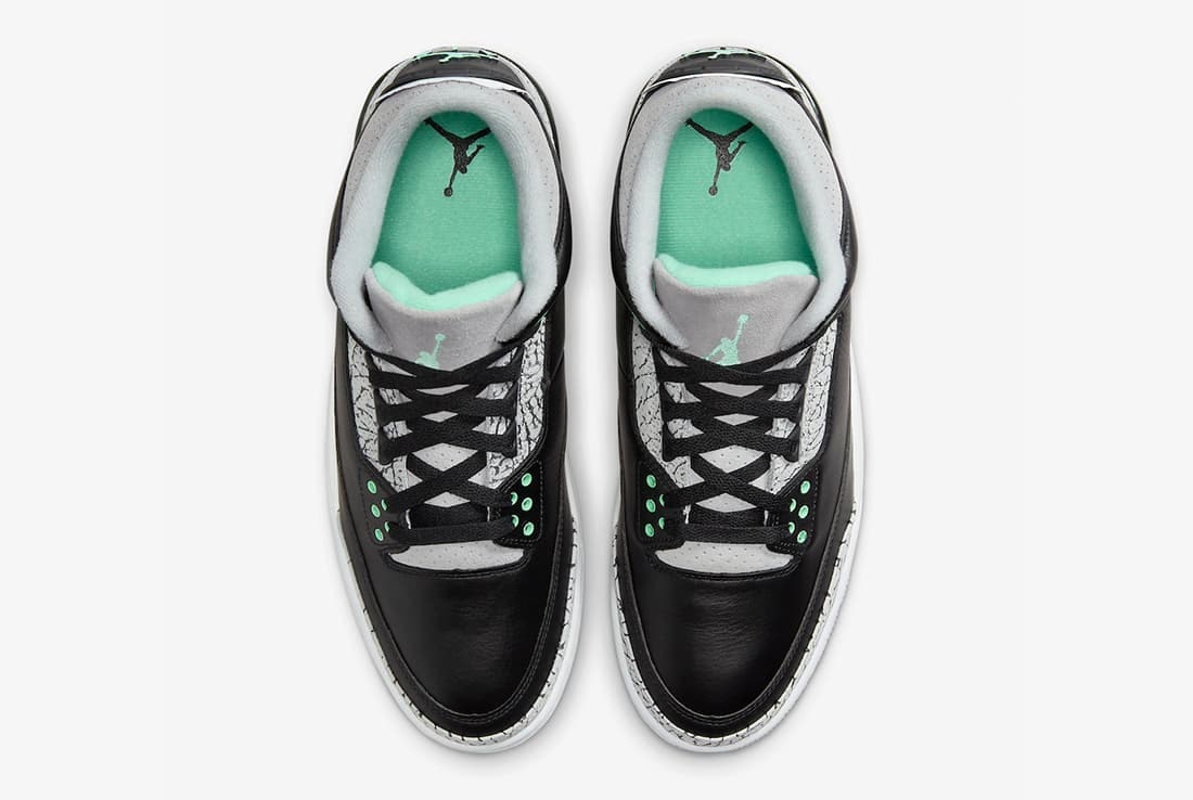 Air Jordan 3 Retro "Green Glow"