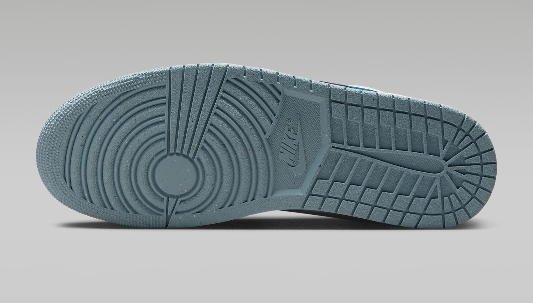 Air Jordan 1 Low SE "Industrial Blue"