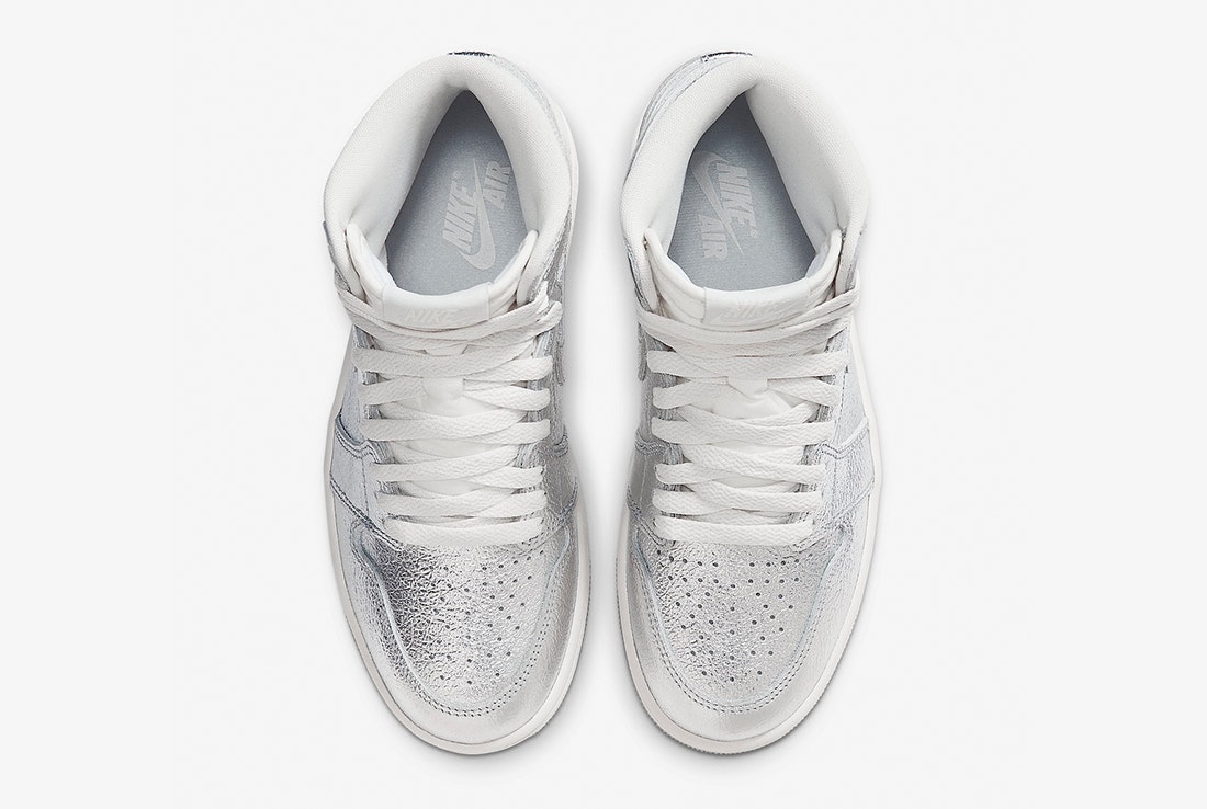 Air Jordan 1 High OG "Chrome"