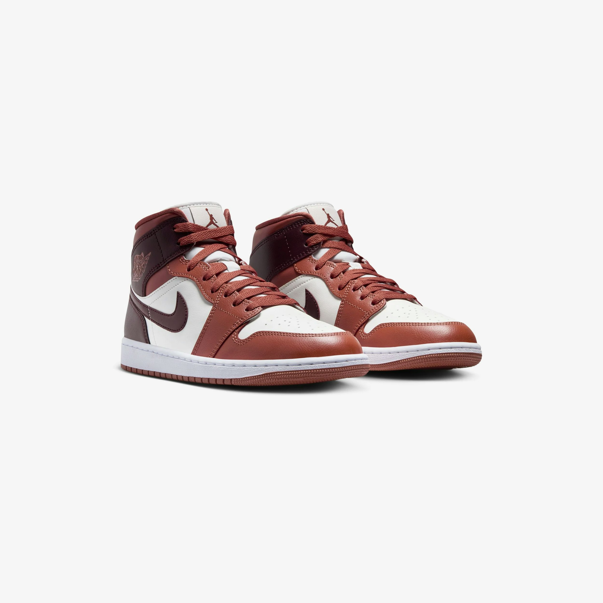Air Jordan 1 Mid "Dusty Peach"