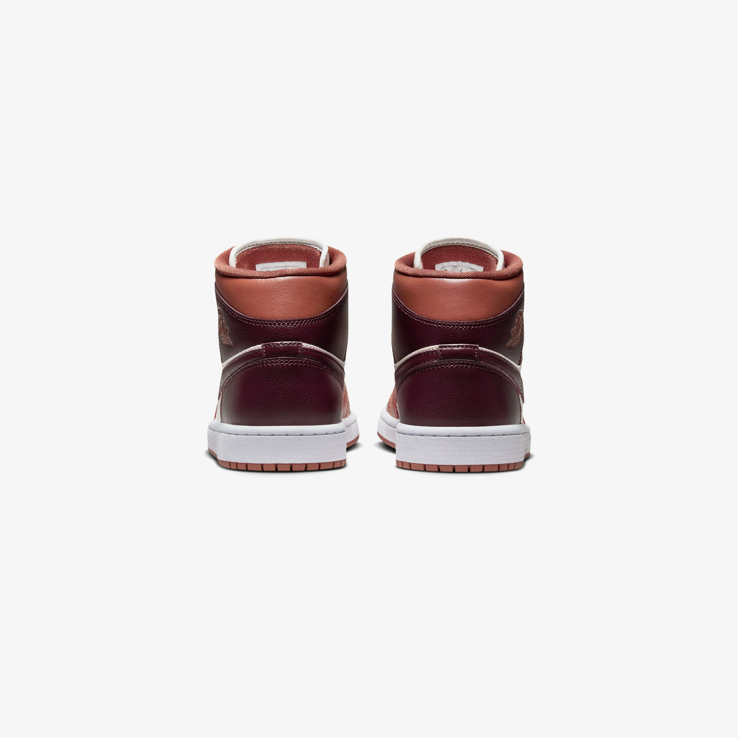 Air Jordan 1 Mid "Dusty Peach"