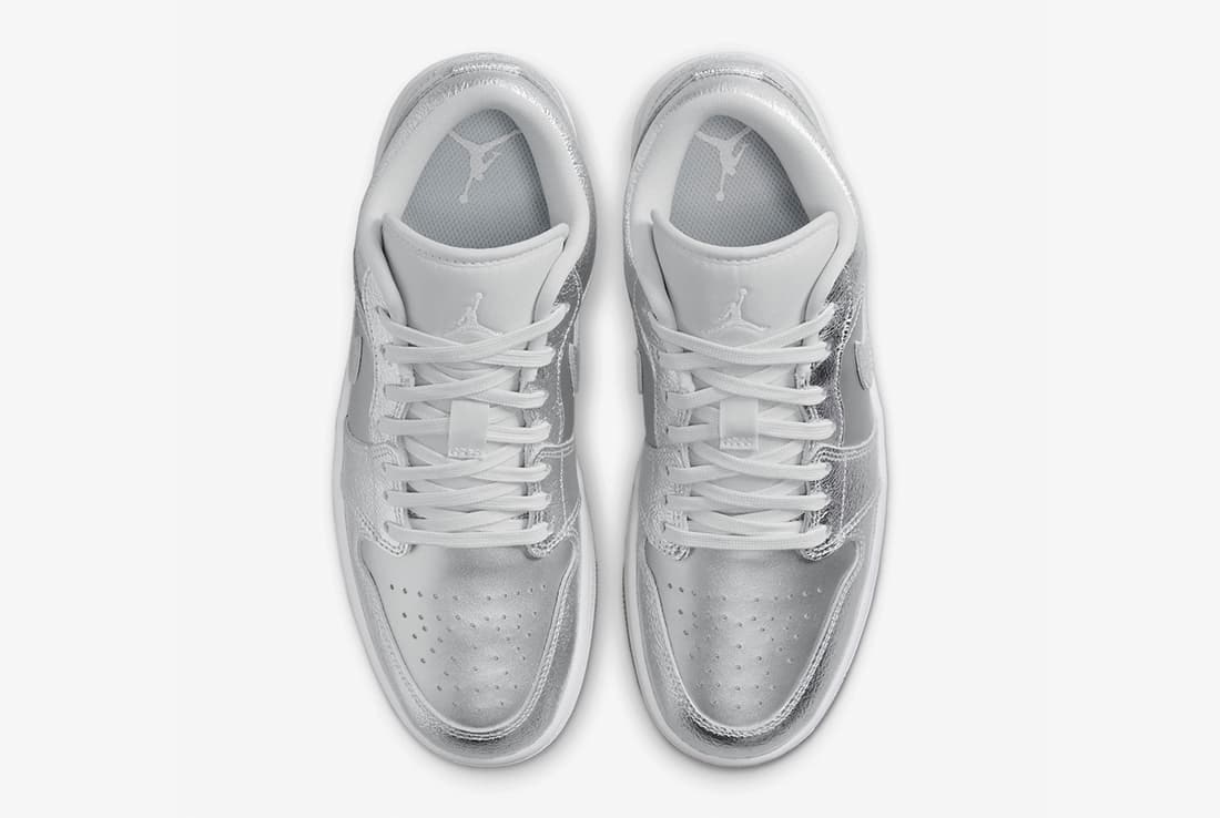 Air Jordan 1 Low SE "Metallic Silver"