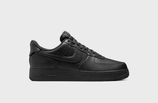 Nike Air Force 1 EasyOn "Triple Black"