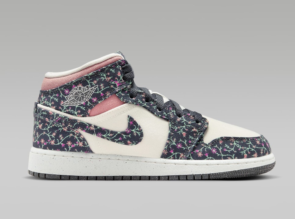 Air Jordan 1 Mid SE GS "Floral"