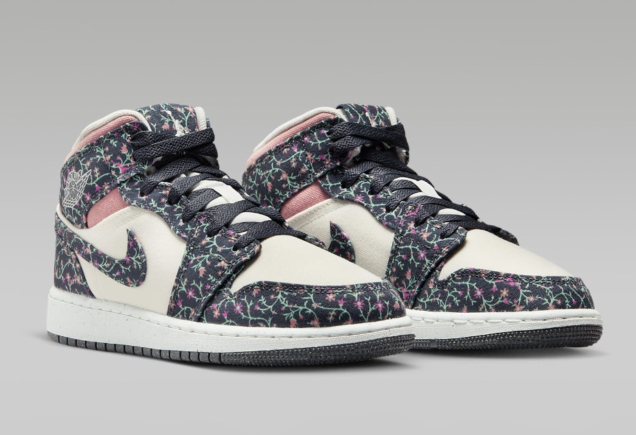 Air Jordan 1 Mid SE GS "Floral"