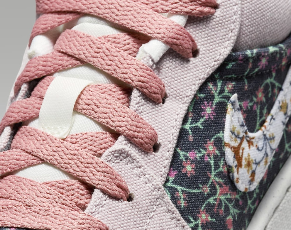 Air Jordan 1 Low SE GS "Floral"