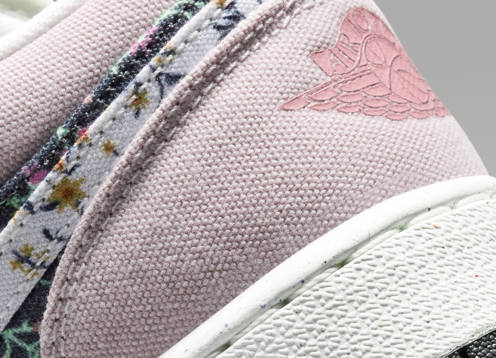 Air Jordan 1 Low SE GS "Floral"