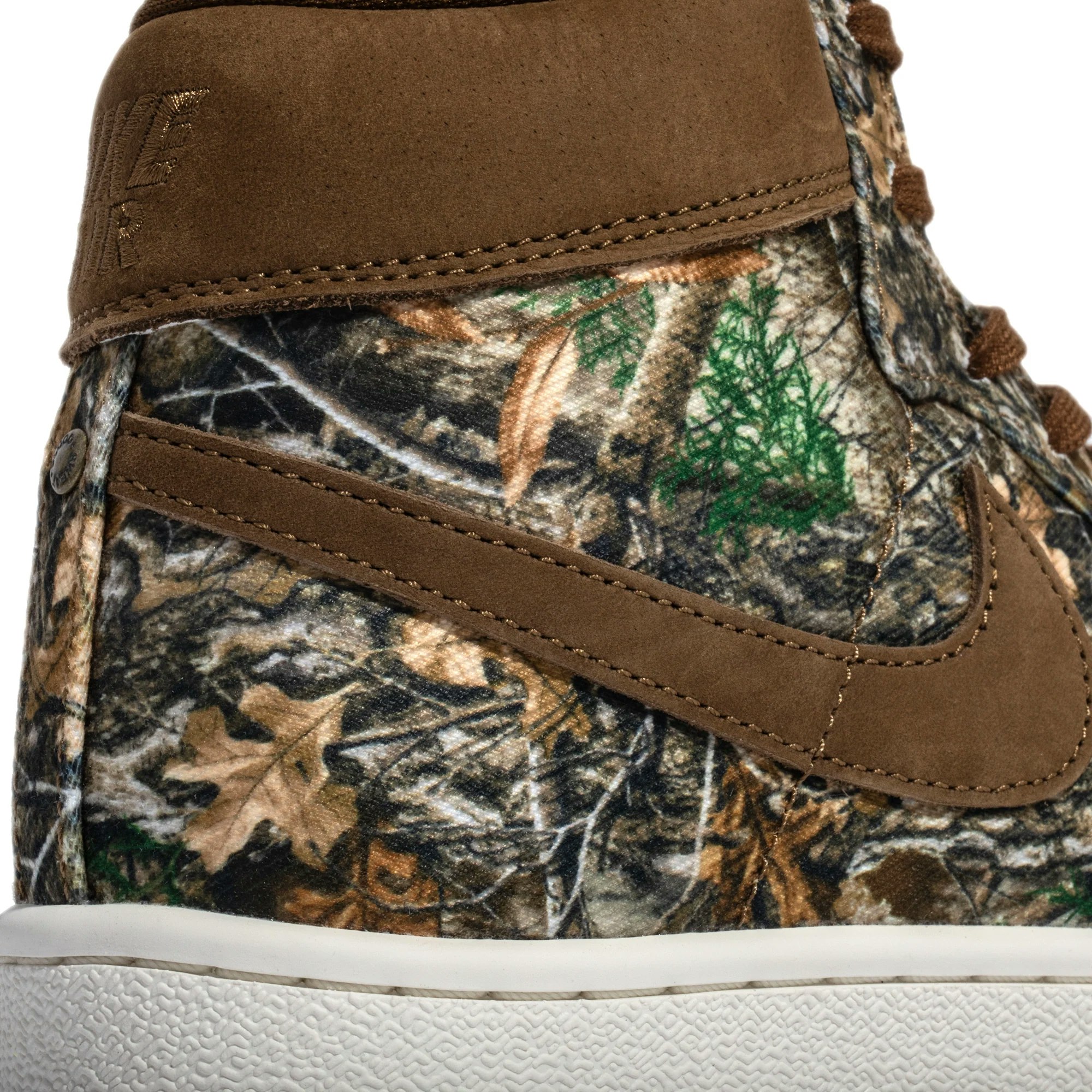 Jordan Air Ship PE SP "Realtree Camo"