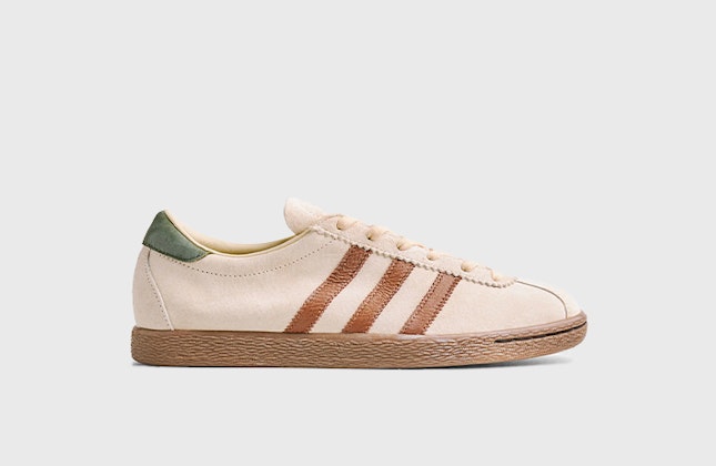 END. x adidas Tobacco "Flyfishing" (Ecru Tint) END. x adidas Tobacco "Flyfishing" (Ecru Tint)