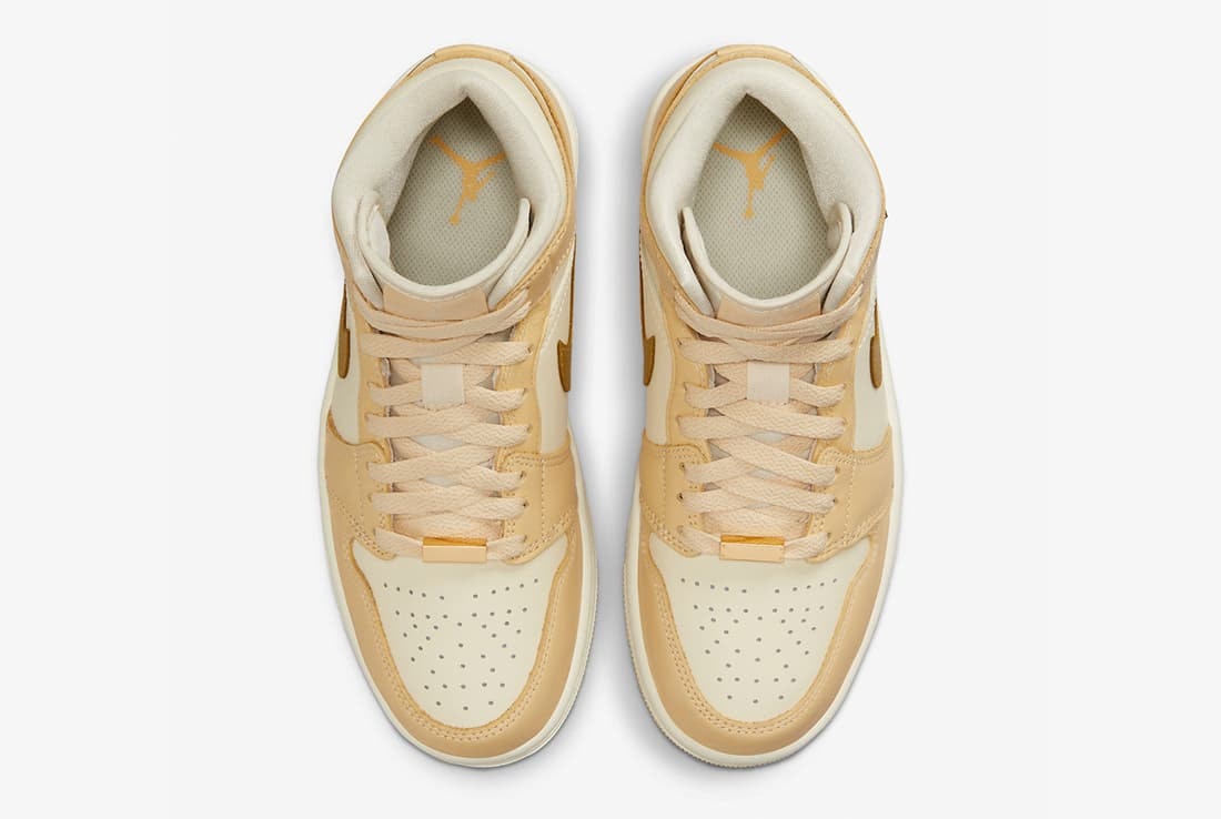 Air Jordan 1 Mid "Pale Vanilla"