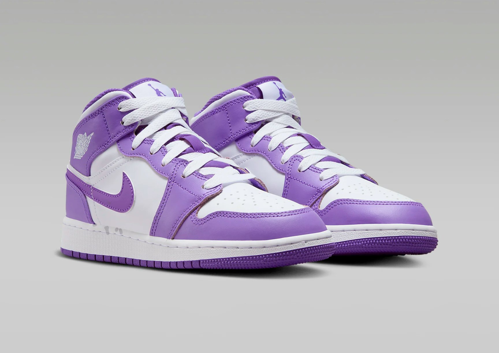 Air Jordan 1 Mid GS "Purple Venom"