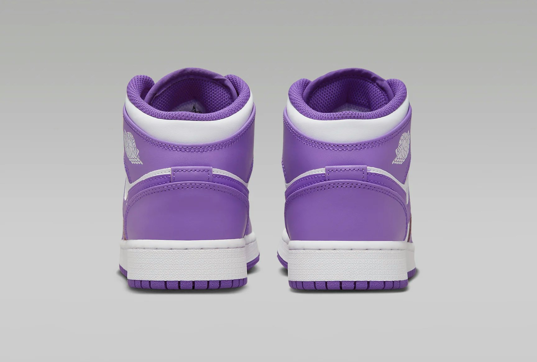 Air Jordan 1 Mid GS "Purple Venom"