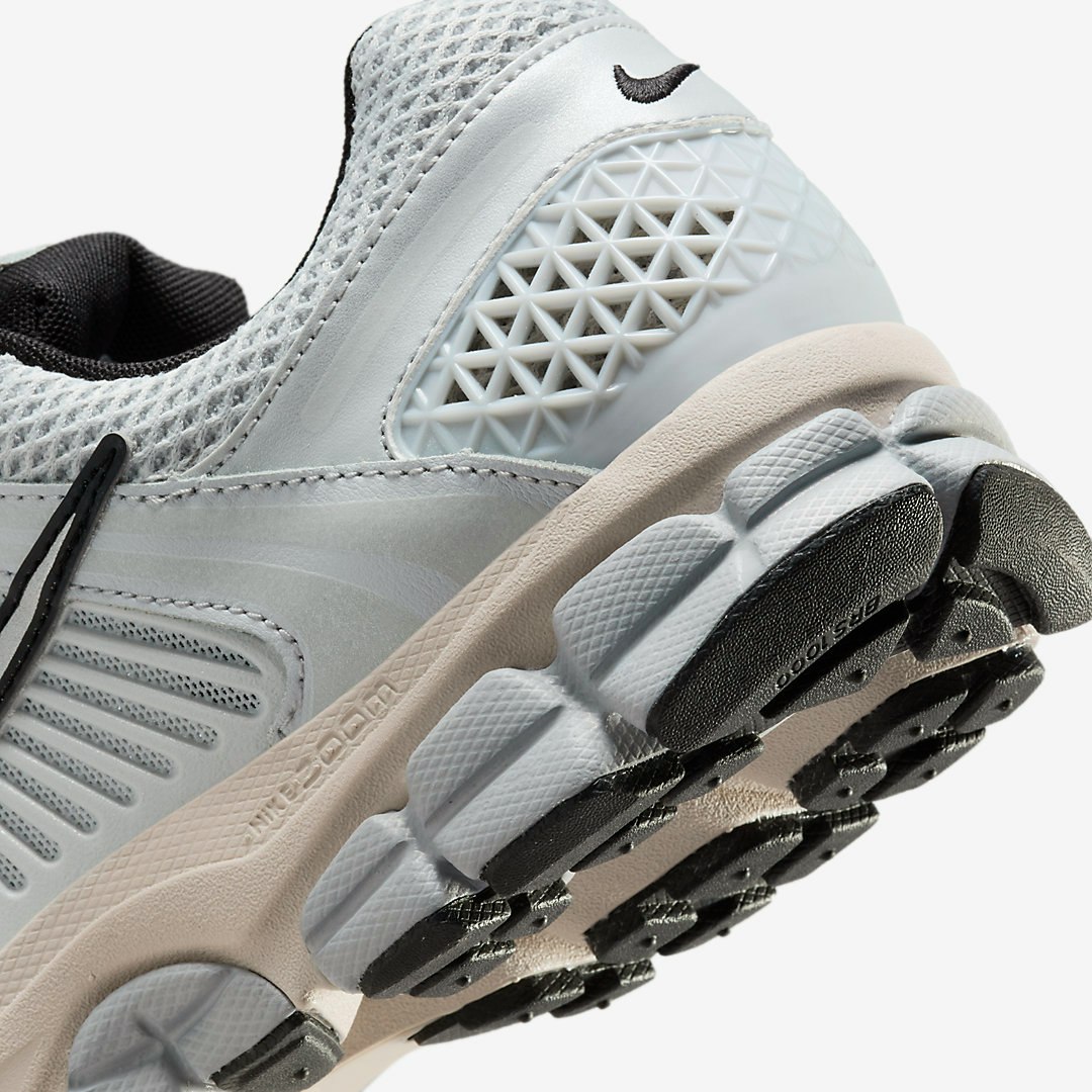 Nike Zoom Vomero 5 "Pure Platinum"