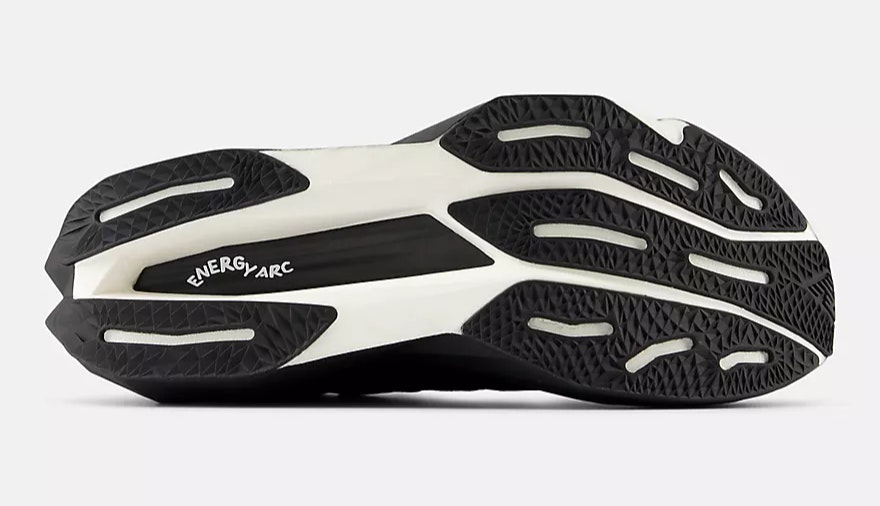District Vision x New Balance FuelCell Supercomb Elite v4 "Black"