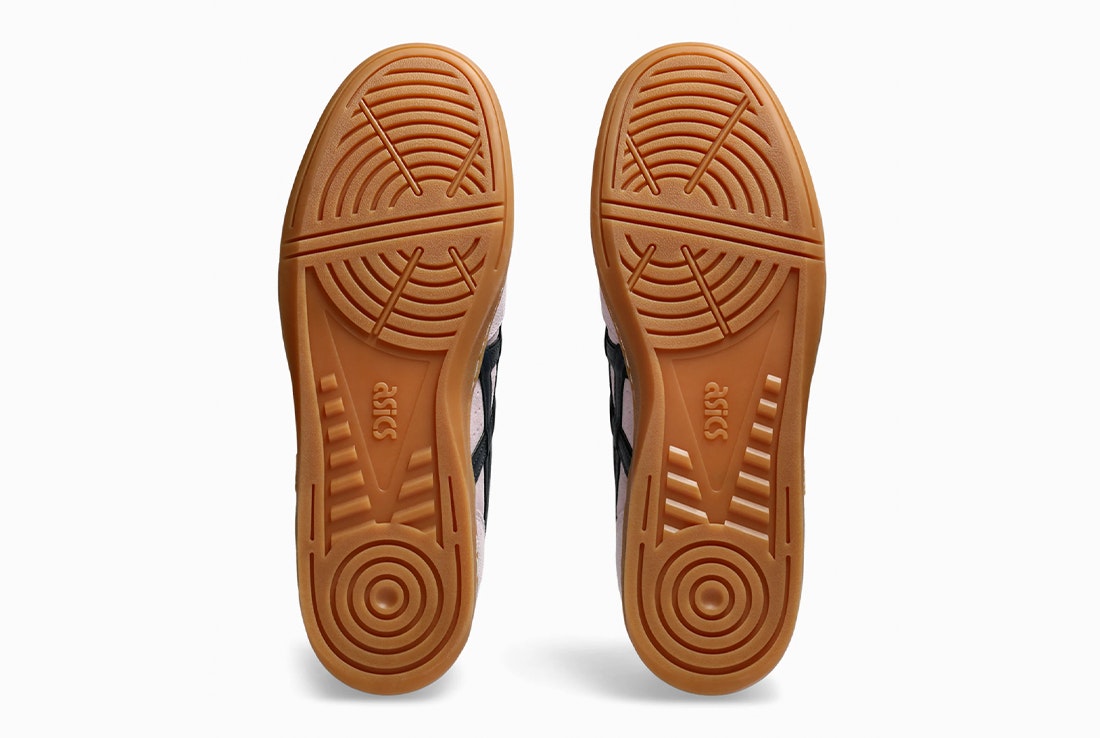 Asics black gum sole 2025