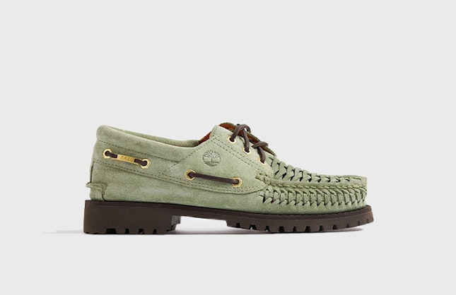END. x Timberland Authentic 3 Eye Boat Shoe "Light Green Suede"