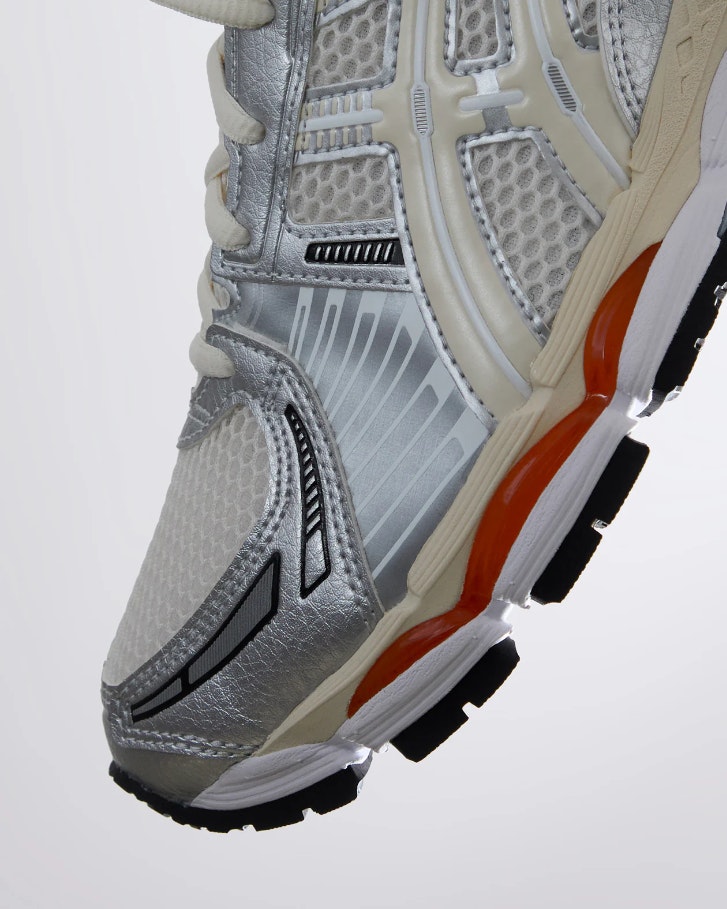 Kith x Asics Gel-Kayano 12.1 "Knicks"