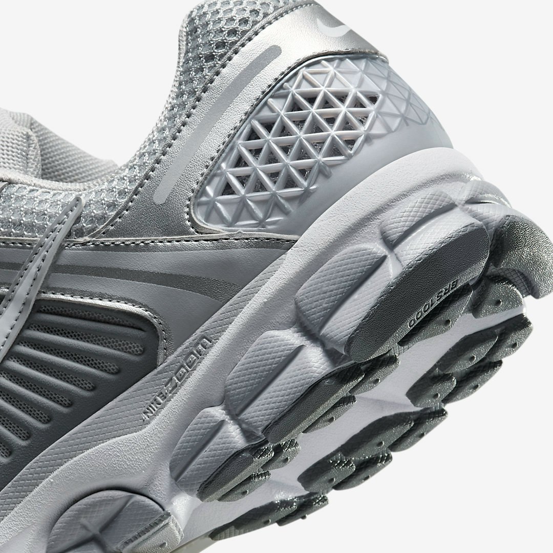 Nike Zoom Vomero 5 "Cool Grey"