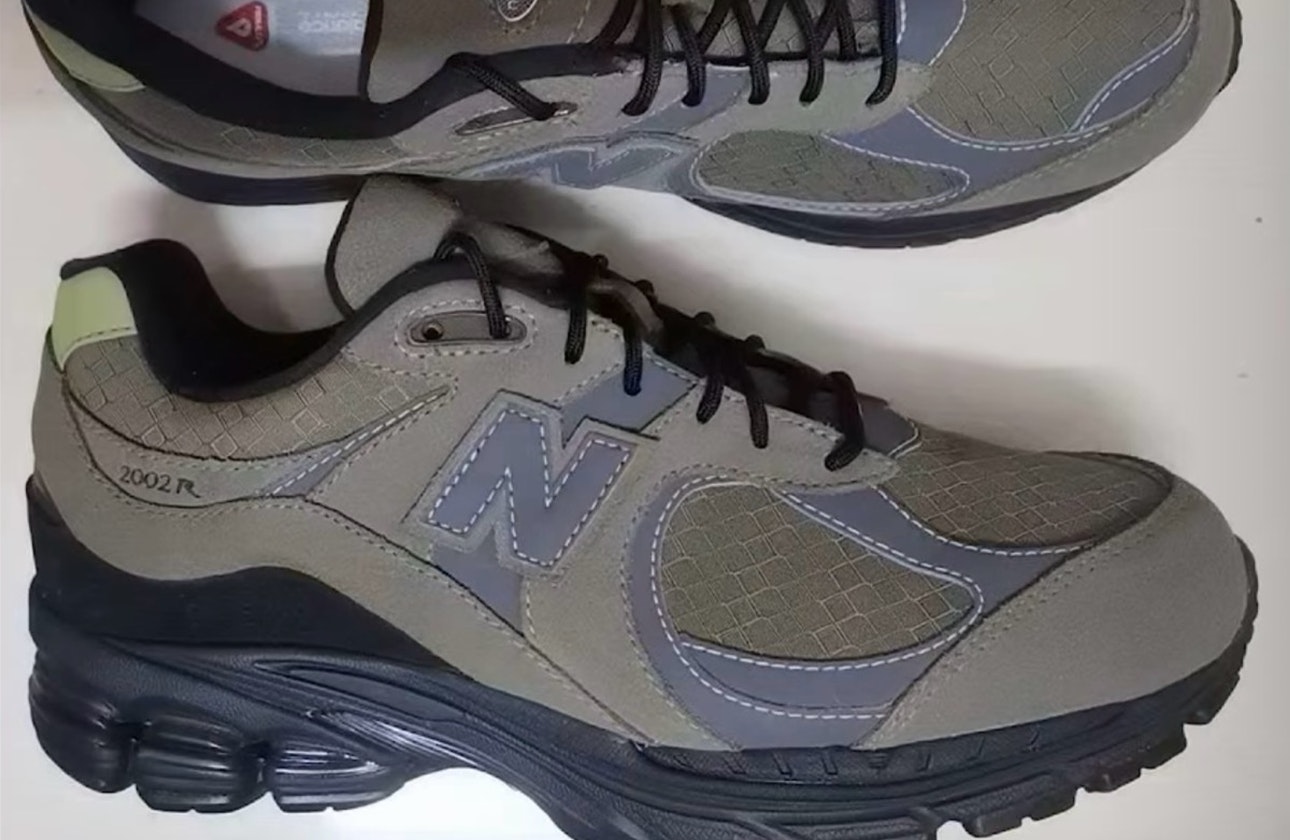 JJJJound x New Balance 2002R 