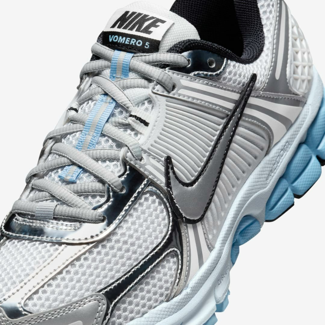 Nike Zoom Vomero 5 "Metallic Silver/Blue Tinte"