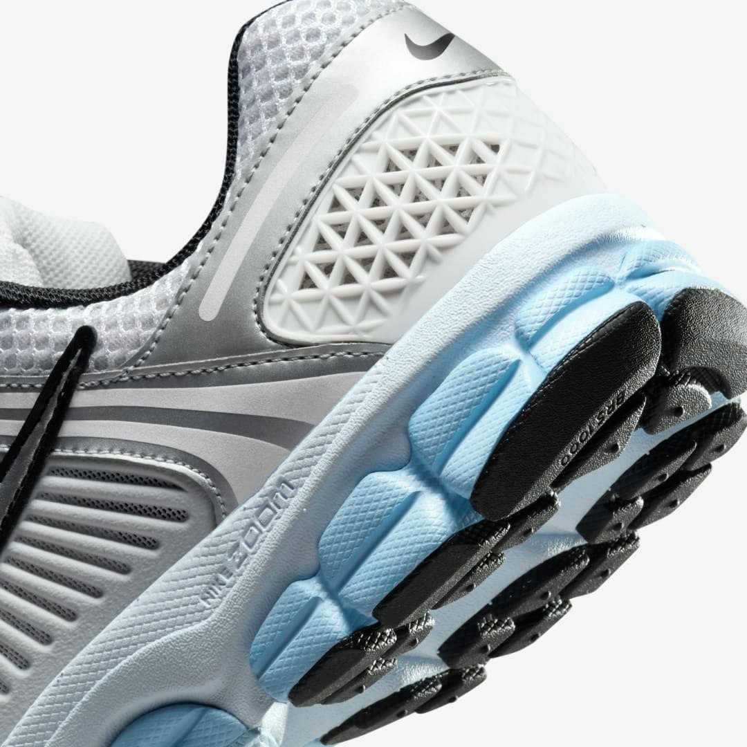 Nike Zoom Vomero 5 "Metallic Silver/Blue Tinte"