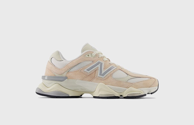 New Balance 9060 "Vintage Rose"
