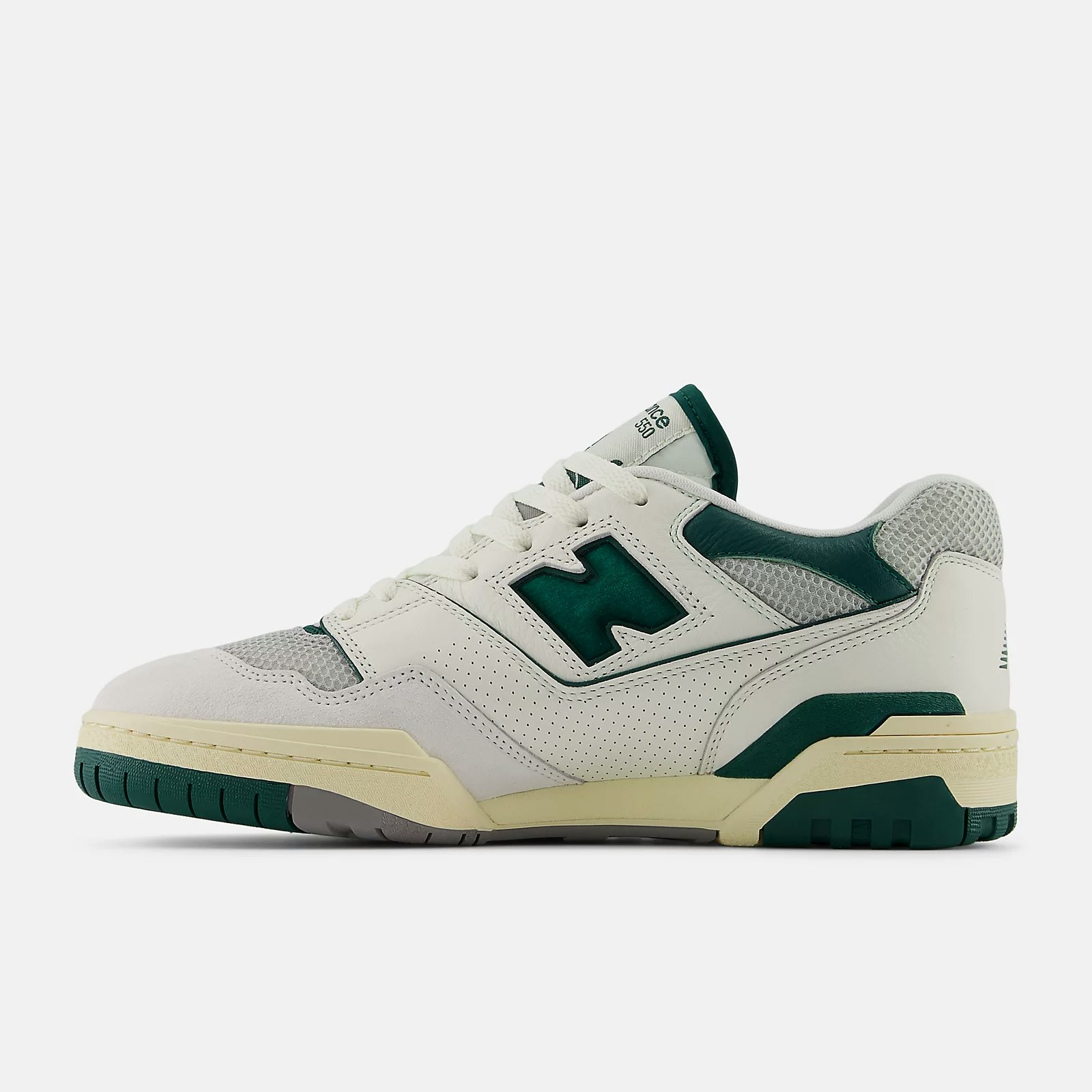 New Balance 550 "Sea Salt" (Marsh Green)
