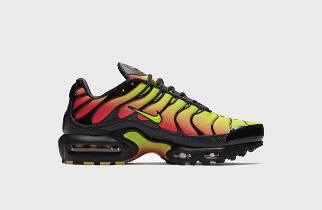 Nike Air Max Plus "Solar Red" Nike Air Max Plus "Solar Red"