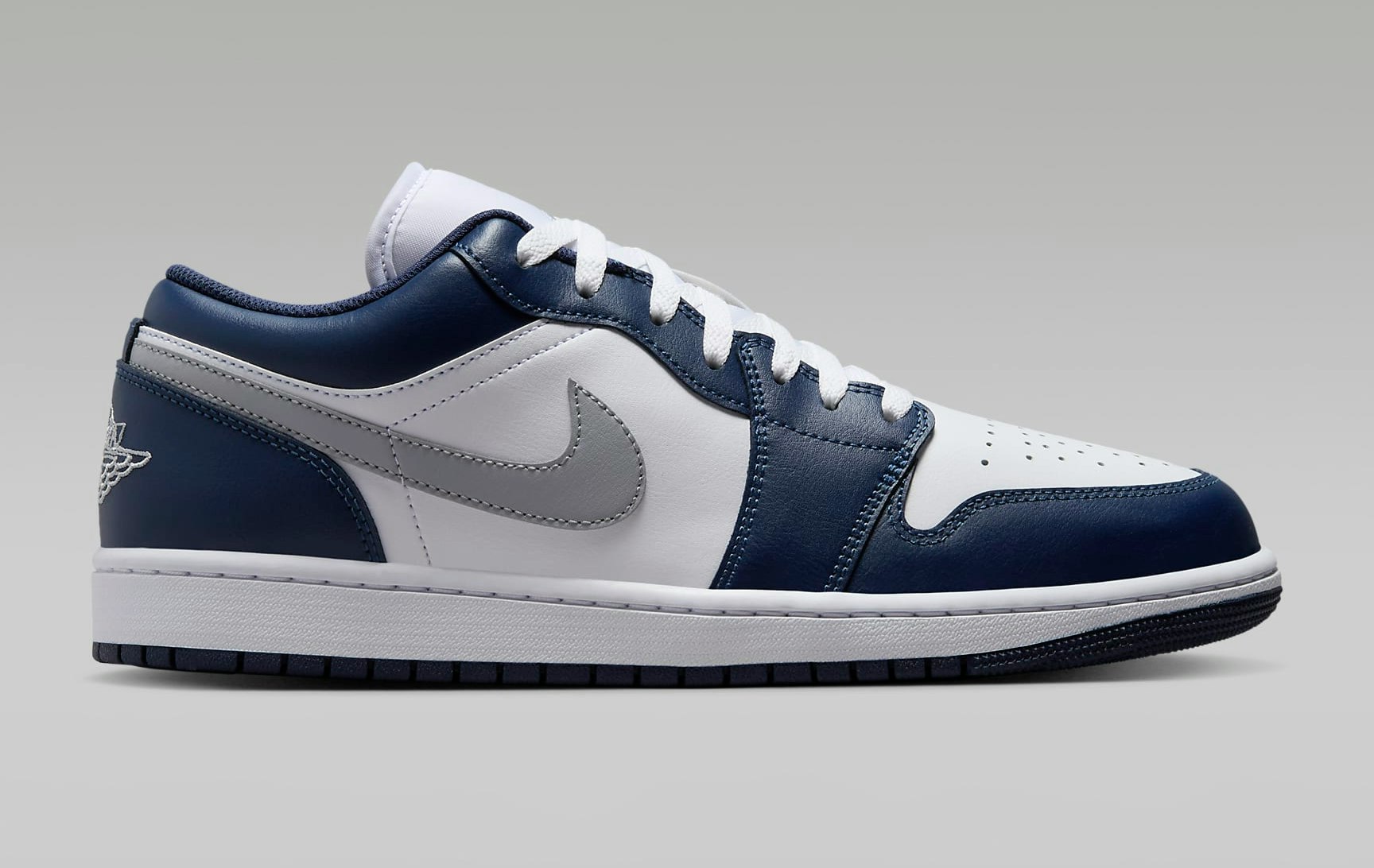 Air Jordan 1 Low "Midnight Navy"