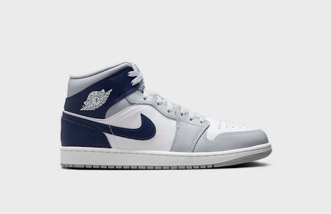 Air Jordan 1 Mid "Midnight Navy"