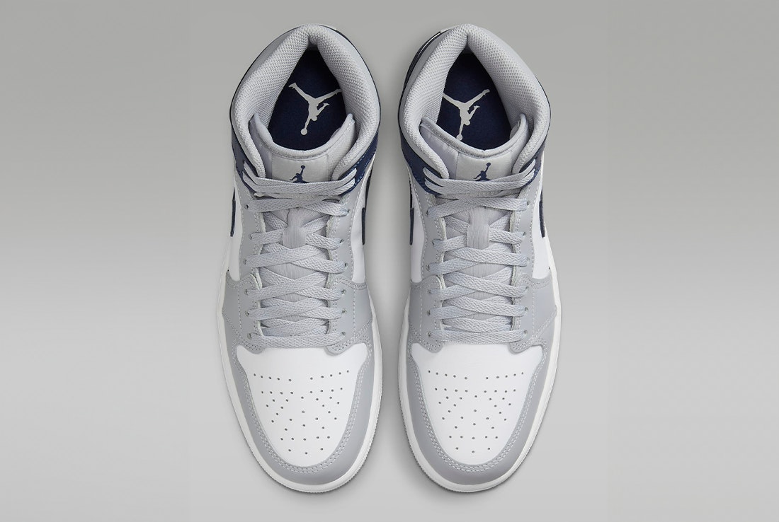 Air Jordan 1 Mid "Midnight Navy"