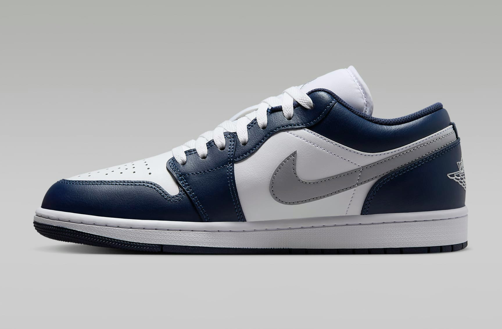 Air Jordan 1 Low "Midnight Navy"