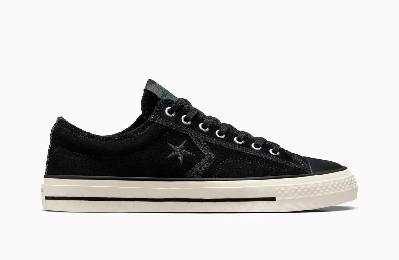 FC Liverpool x Converse Star Player 76 "Rain Forrest" FC Liverpool x Converse Star Player 76 "Rain Forrest"