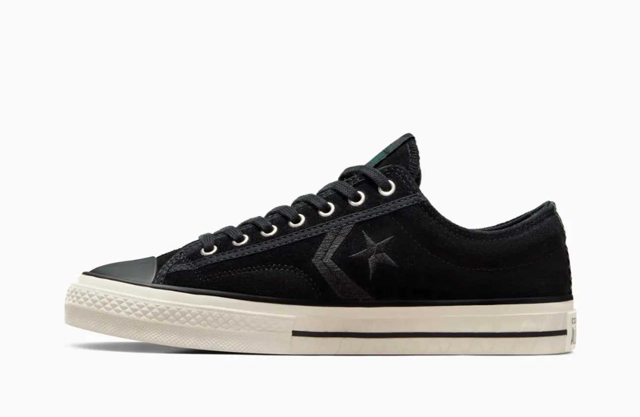 FC Liverpool x Converse Star Player 76 "Rain Forrest" FC Liverpool x Converse Star Player 76 "Rain Forrest"