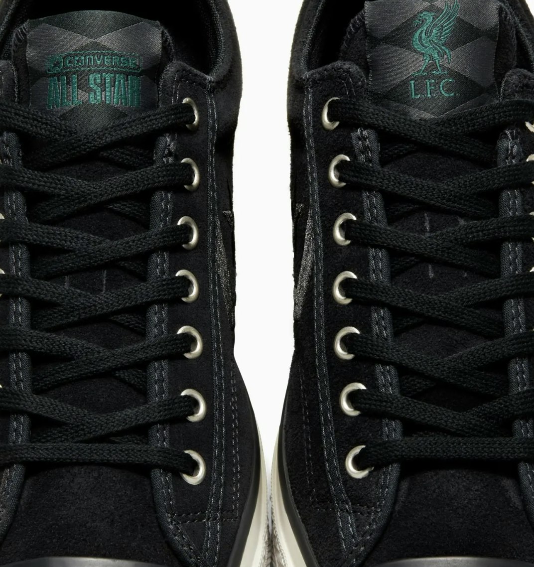 FC Liverpool x Converse Star Player 76 "Rain Forrest" FC Liverpool x Converse Star Player 76 "Rain Forrest"