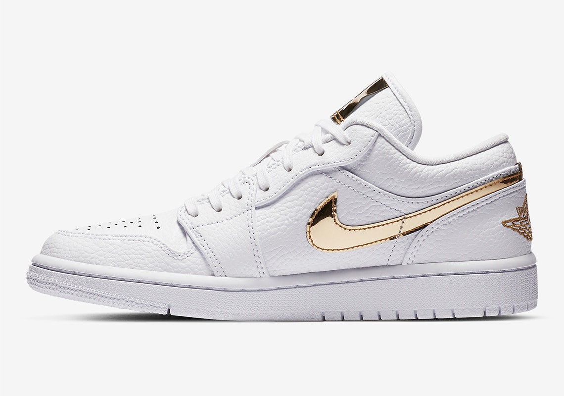 Air Jordan 1 Low "Metallic Gold"