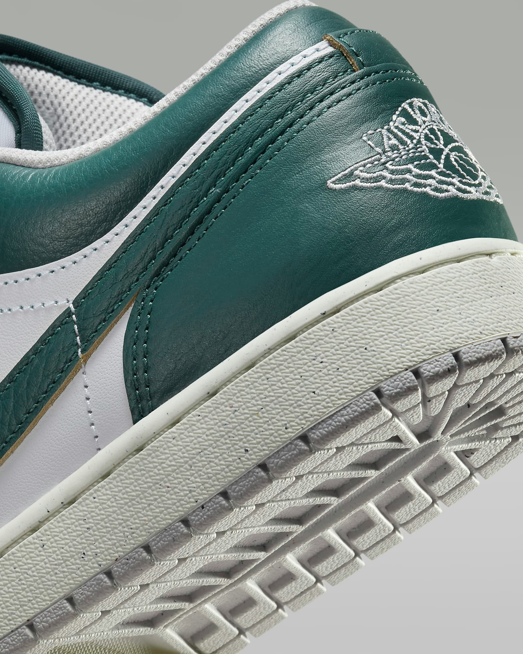Air Jordan 1 Low "Oxidized Green"