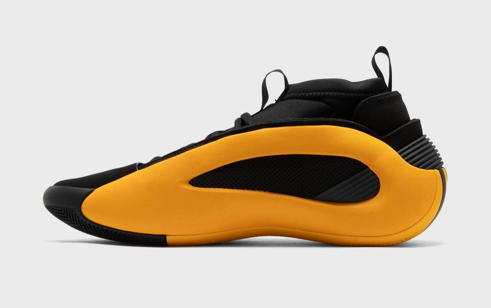 adidas Harden Volume 8 "Black/Yellow"