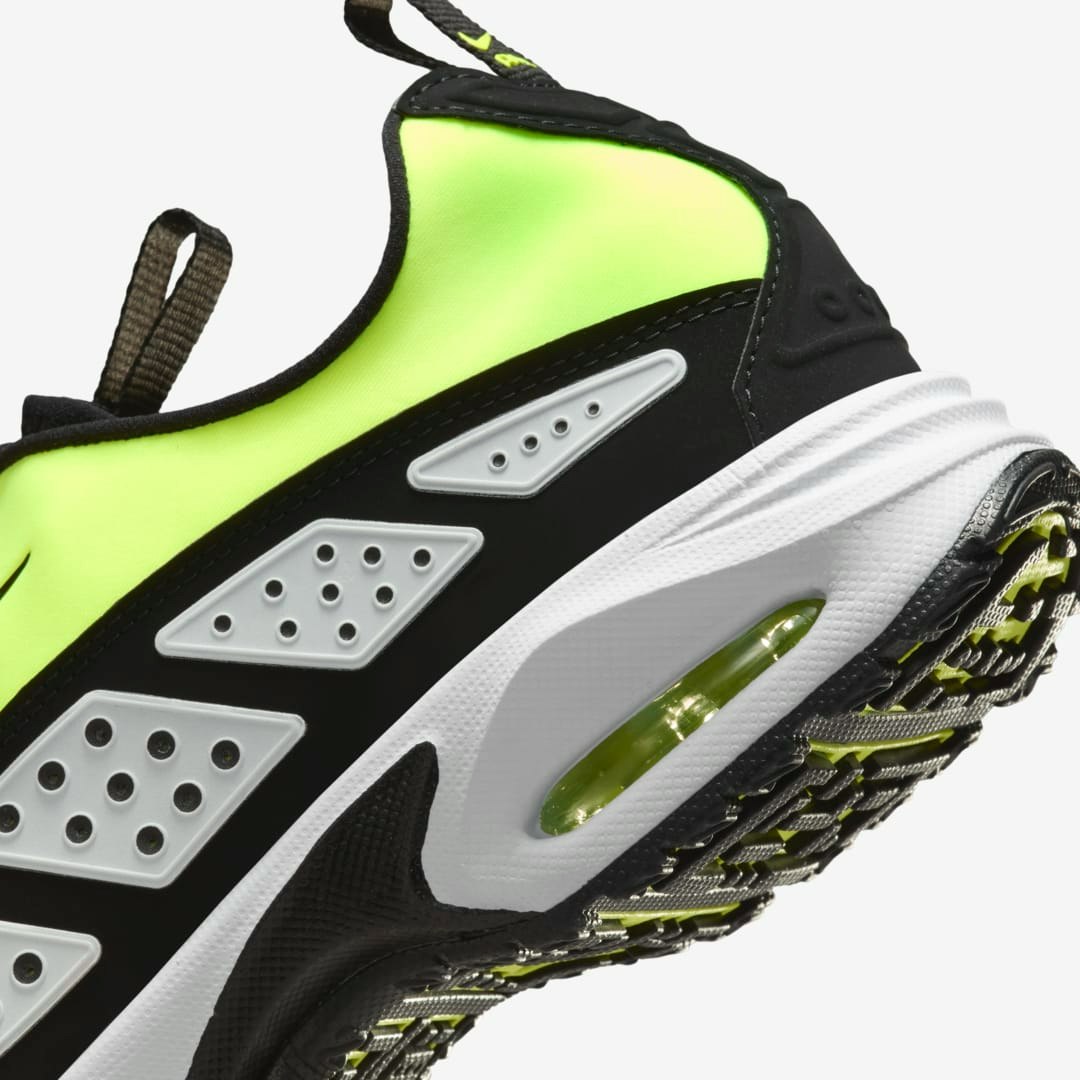 Nike Air Max Sunder "Highlighter Green"