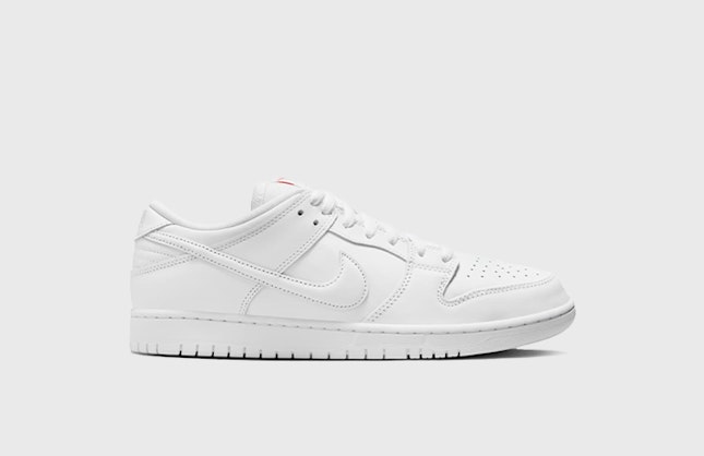 Nike SB Dunk Low "Triple White"