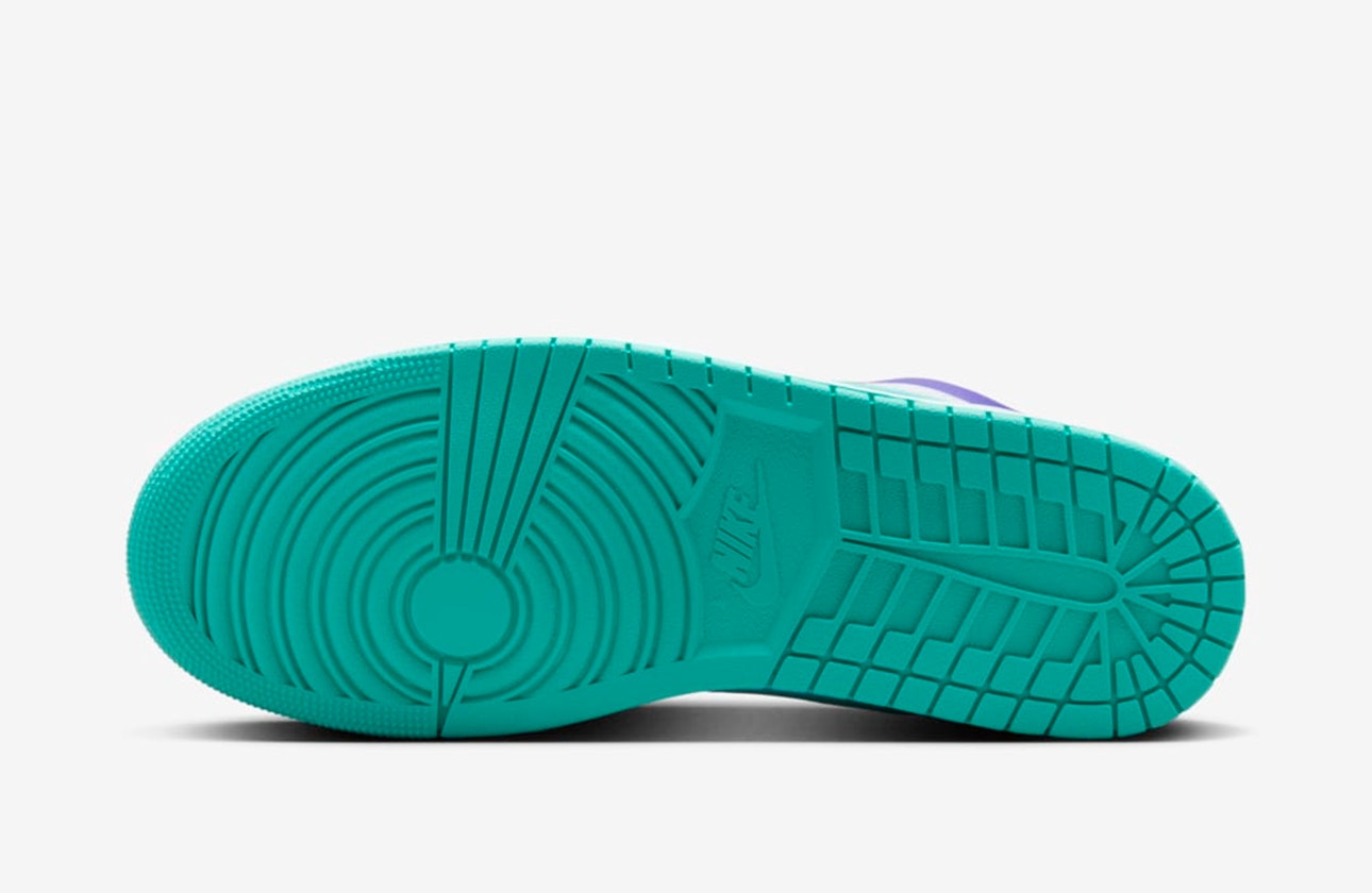 Air Jordan 1 Low SE "Hornets"