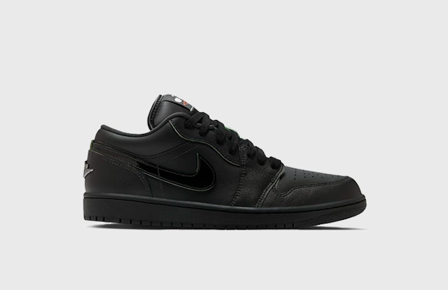 Air Jordan 1 Low "Black Cat"