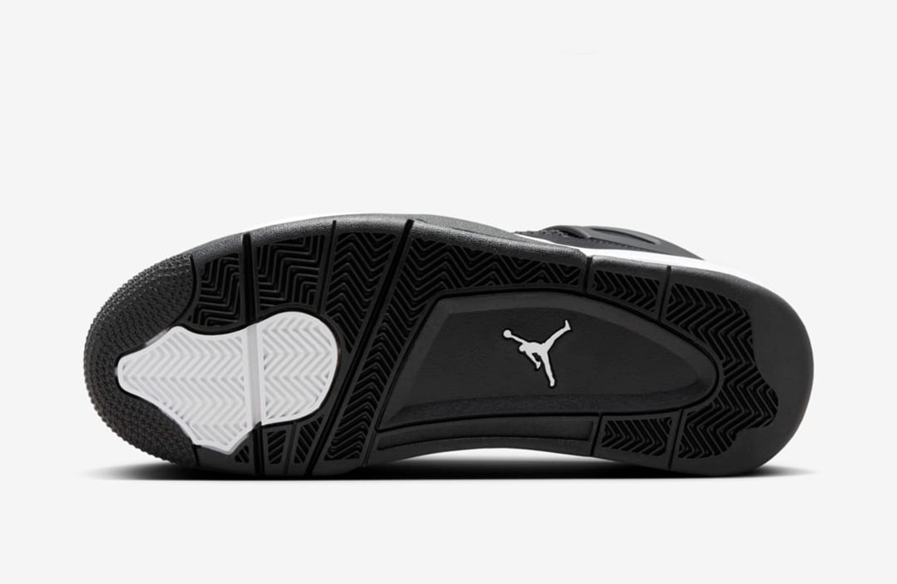 Air Jordan 4 Retro "White Thunder"