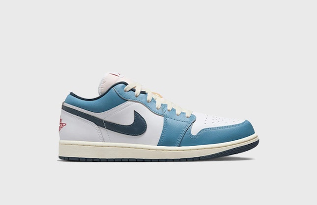 Air Jordan 1 Low SE "Storm Pale"