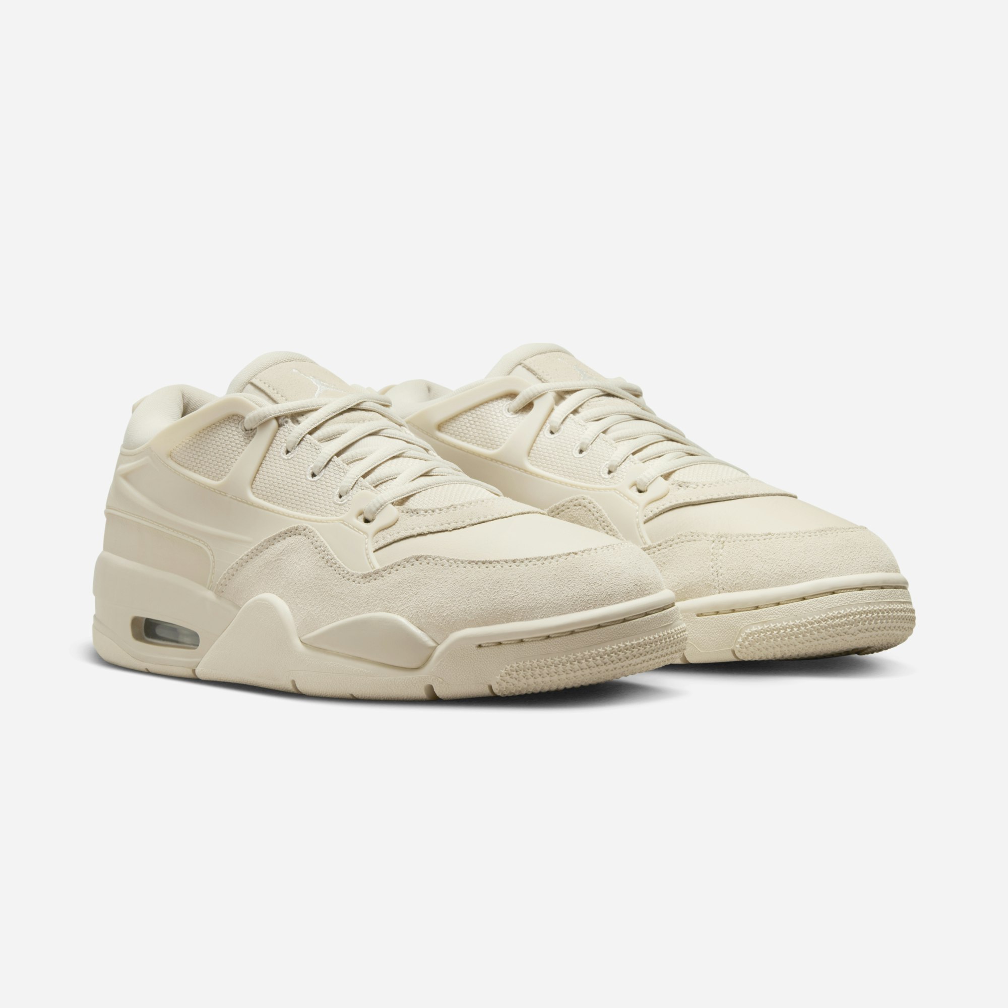 Air Jordan 4 RM "Legend Light Brown"