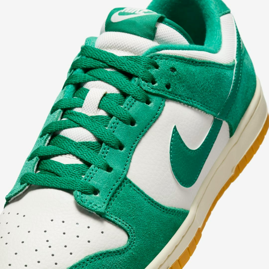 Nike Dunk Low "Suede Malachite"