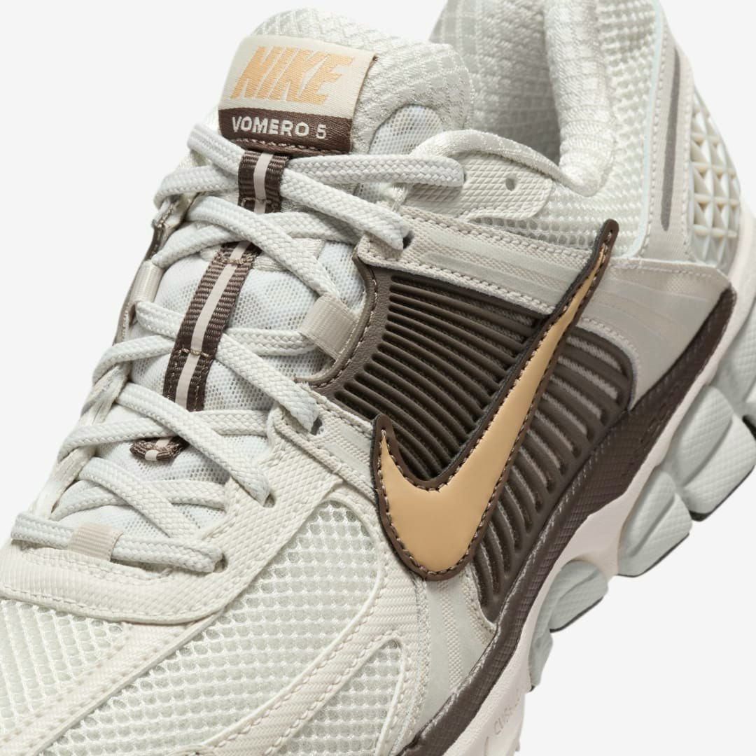 Nike Zoom Vomero 5 "Light Bone"
