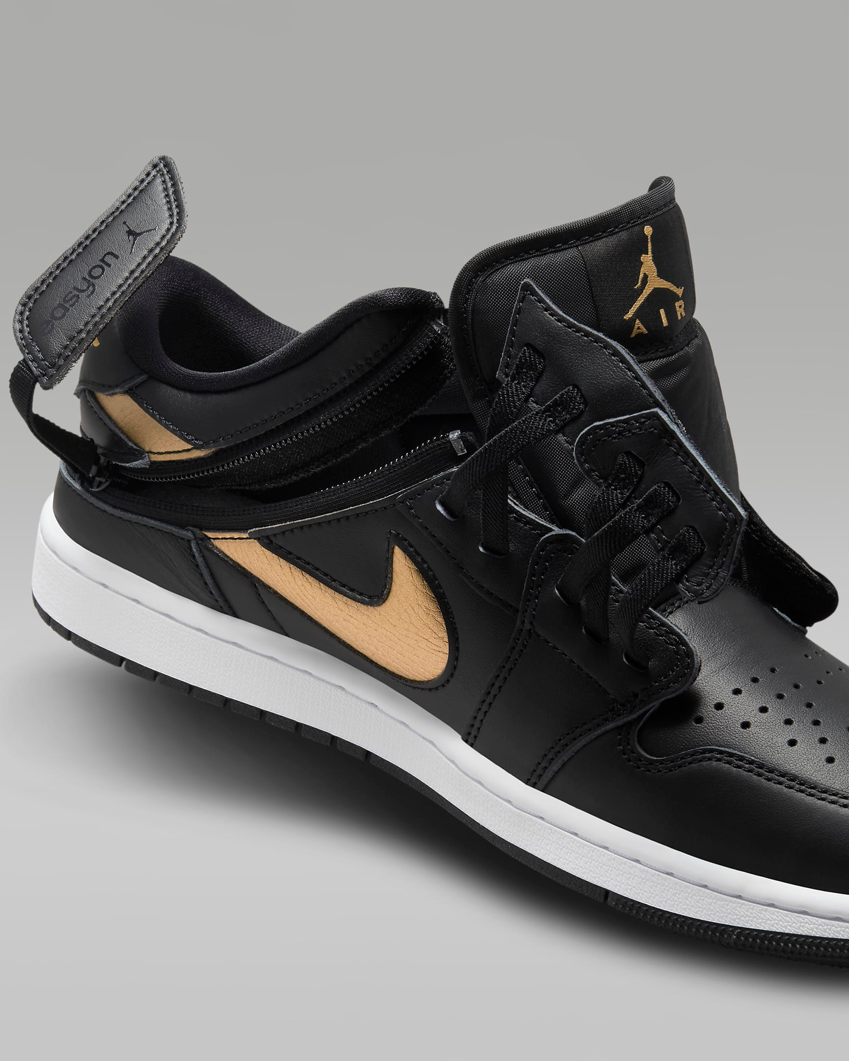 jordan 1 low black gold