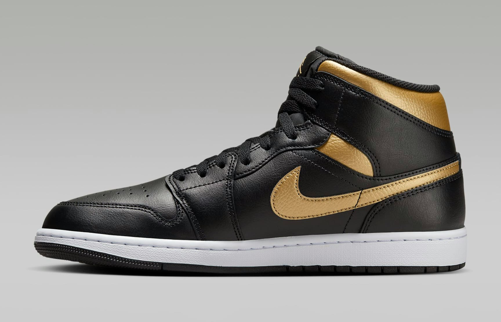 Air Jordan 1 Mid "Metallic Gold"