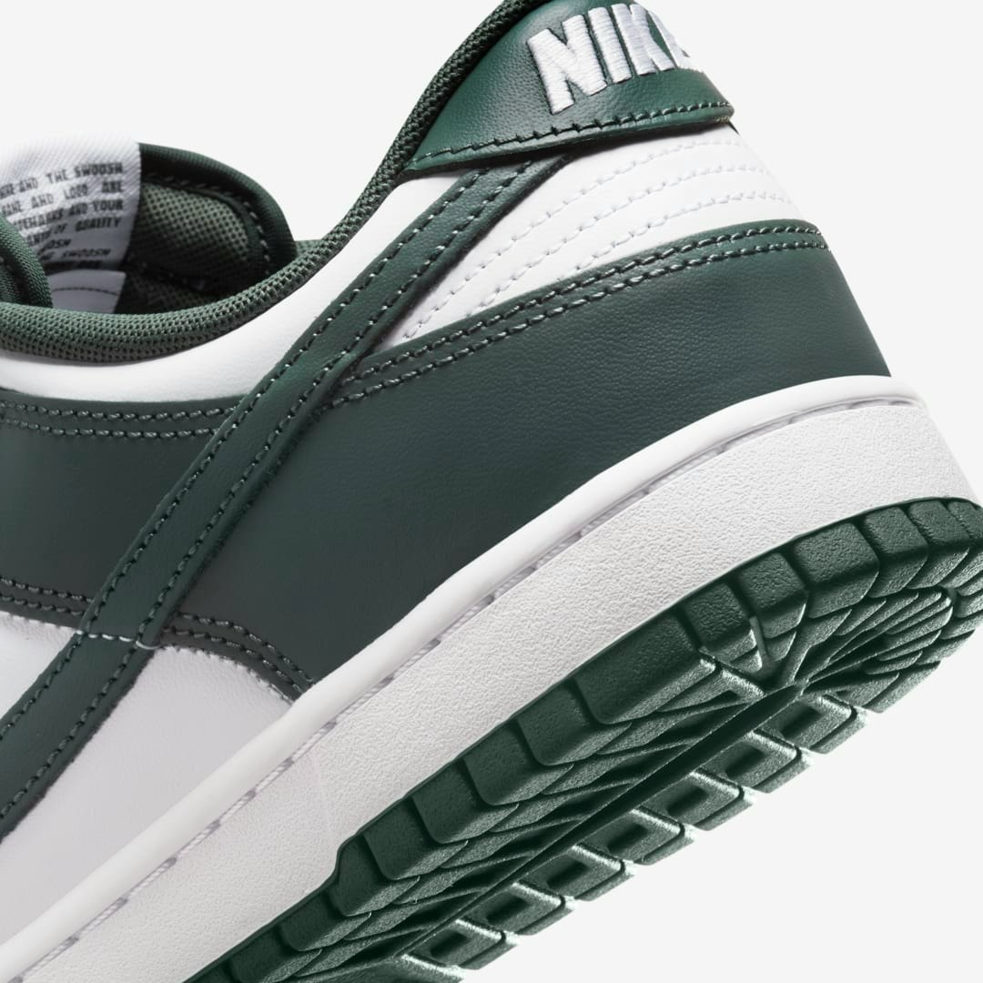 Nike Dunk Low "Vintage Green"